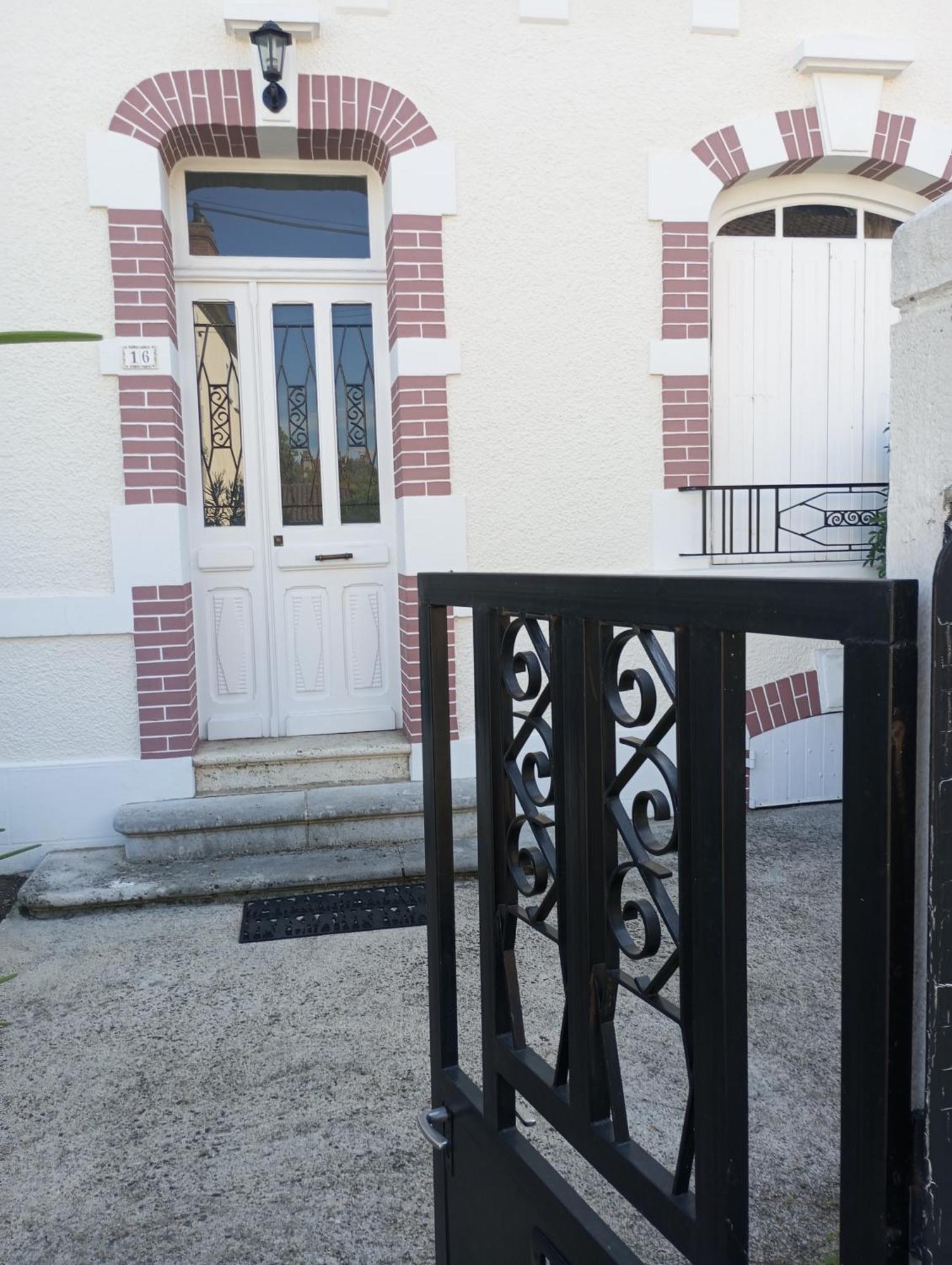 Jolie Maison Quartier Vesone Perigueux Bagian luar foto